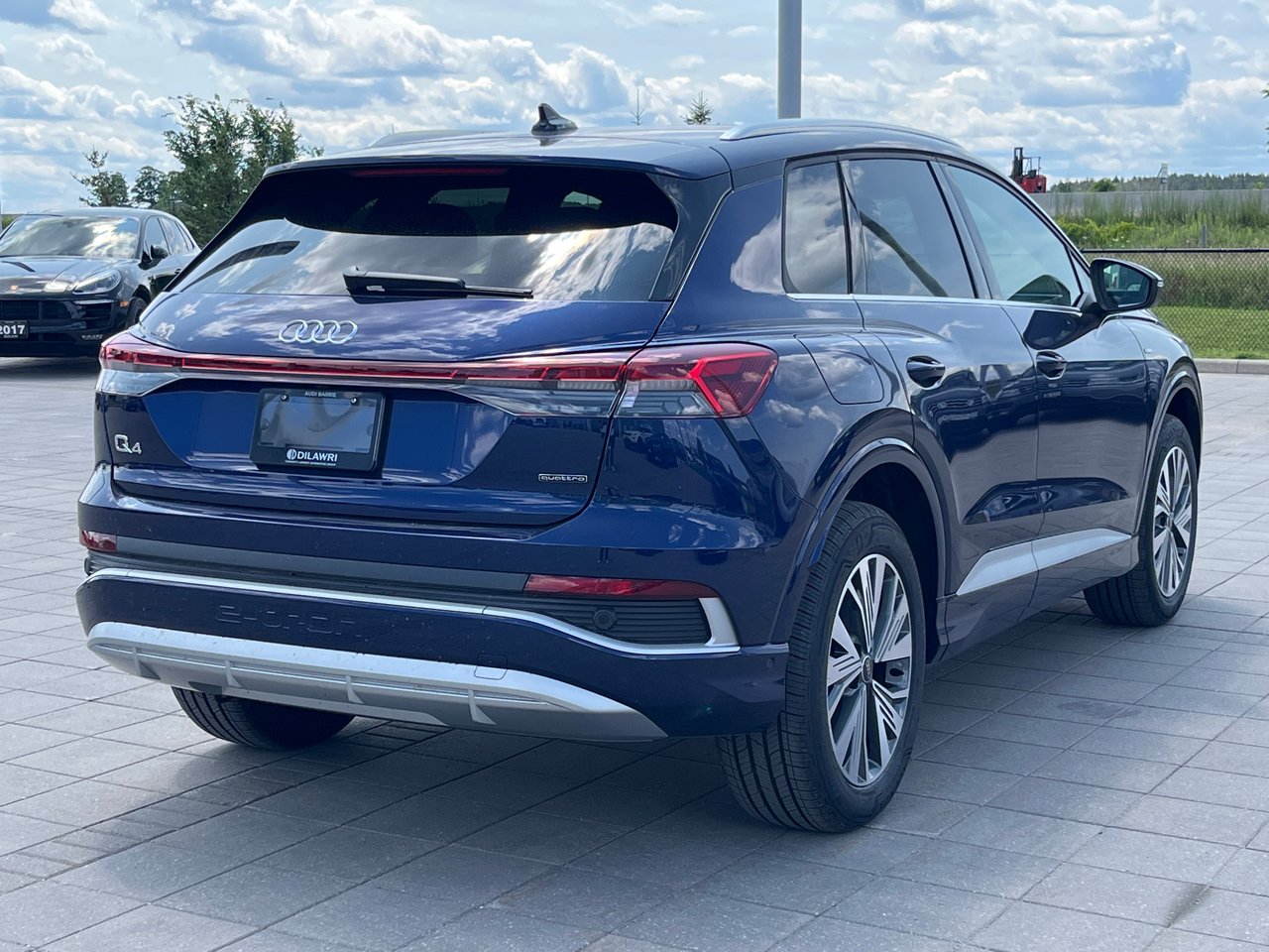 New 2023 Navarra blue metallic Audi 50 quattro image 7