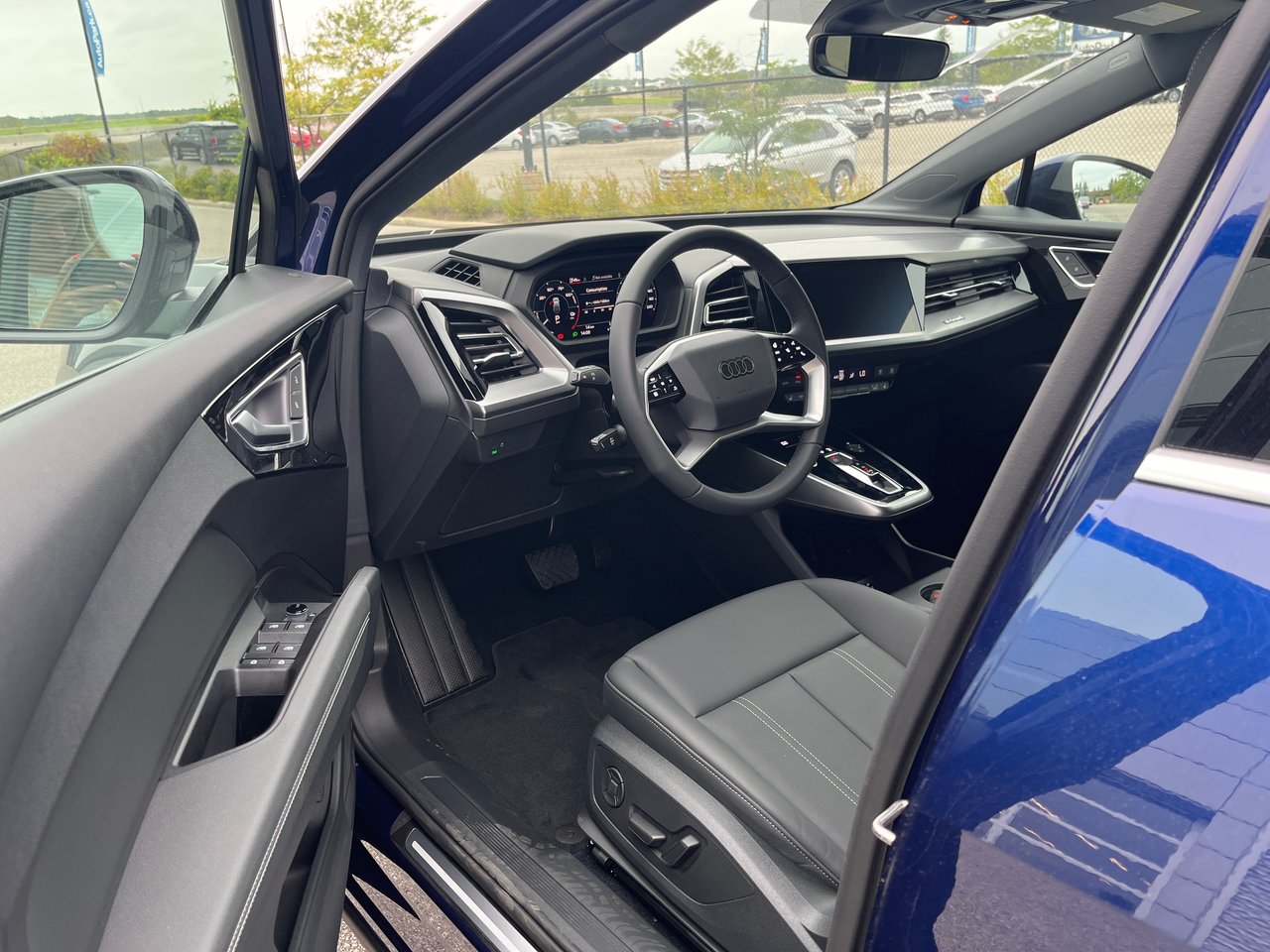 New 2023 Navarra blue metallic Audi 50 quattro image 26