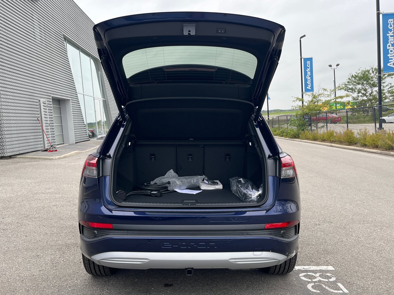 New 2023 Navarra blue metallic Audi 50 quattro image 10
