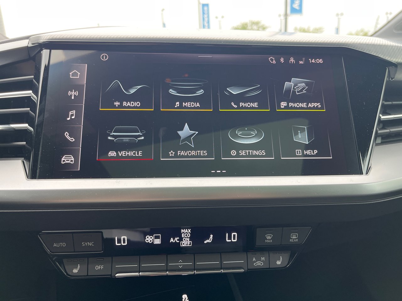 New 2023 Navarra blue metallic Audi 50 quattro image 32