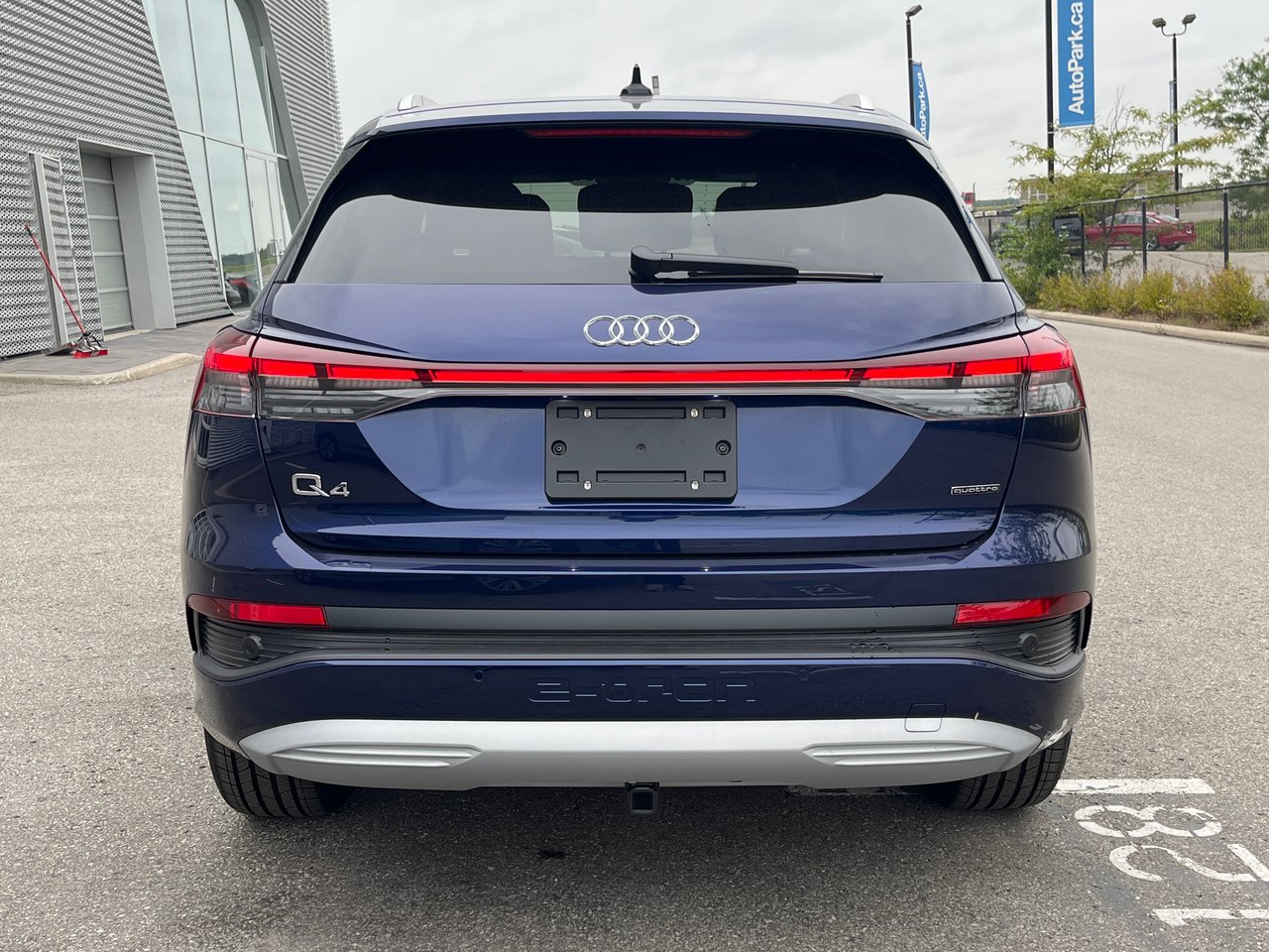 New 2023 Navarra blue metallic Audi 50 quattro image 9