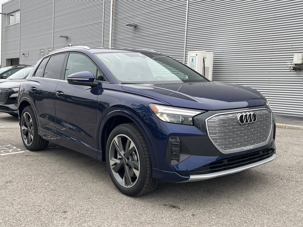 New 2023 Navarra blue metallic Audi 50 quattro image 17