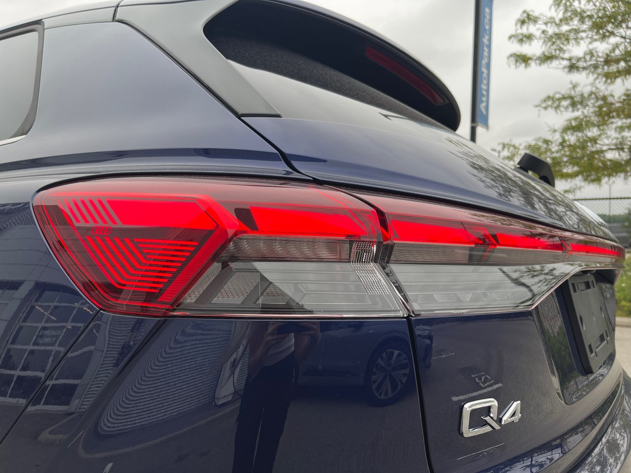 New 2023 Navarra blue metallic Audi 50 quattro image 7