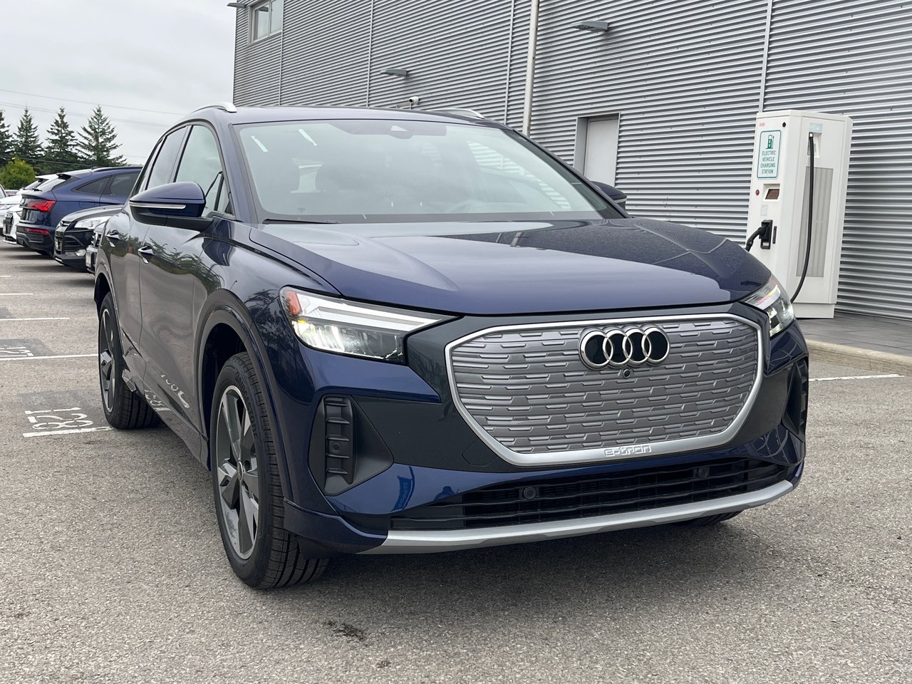 New 2023 Navarra blue metallic Audi 50 quattro image 18