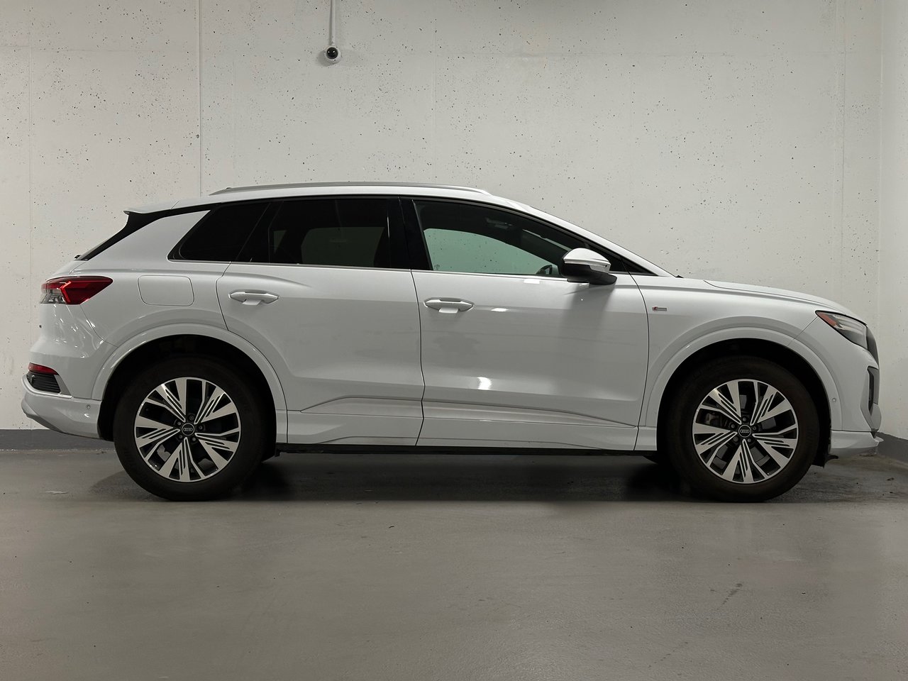 2023 Audi Q4 e-tron 50, Vancouver, Cash
