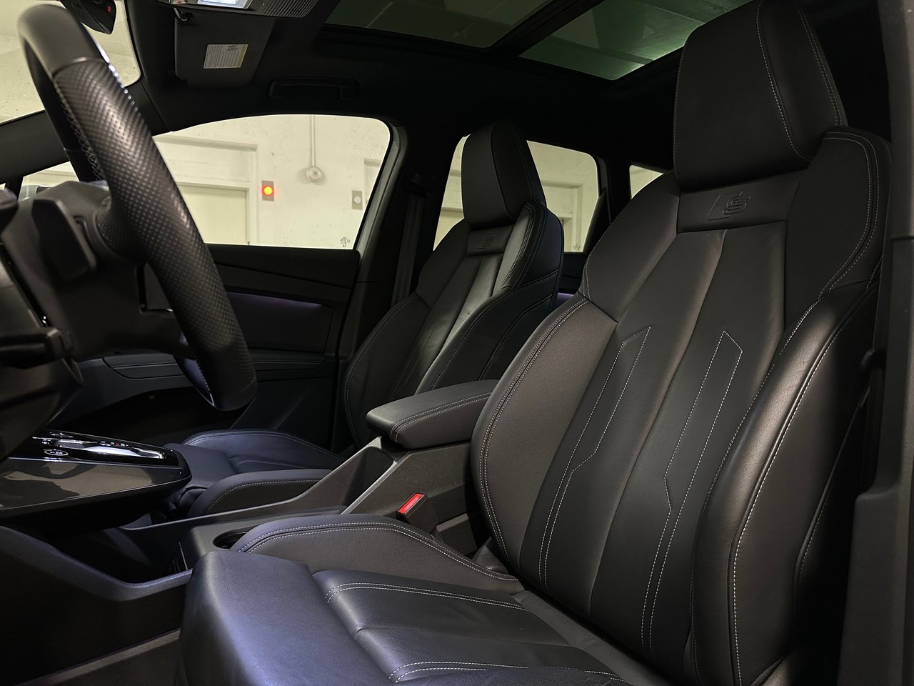 2023 Audi Q4 e-tron 50, Vancouver, Cash