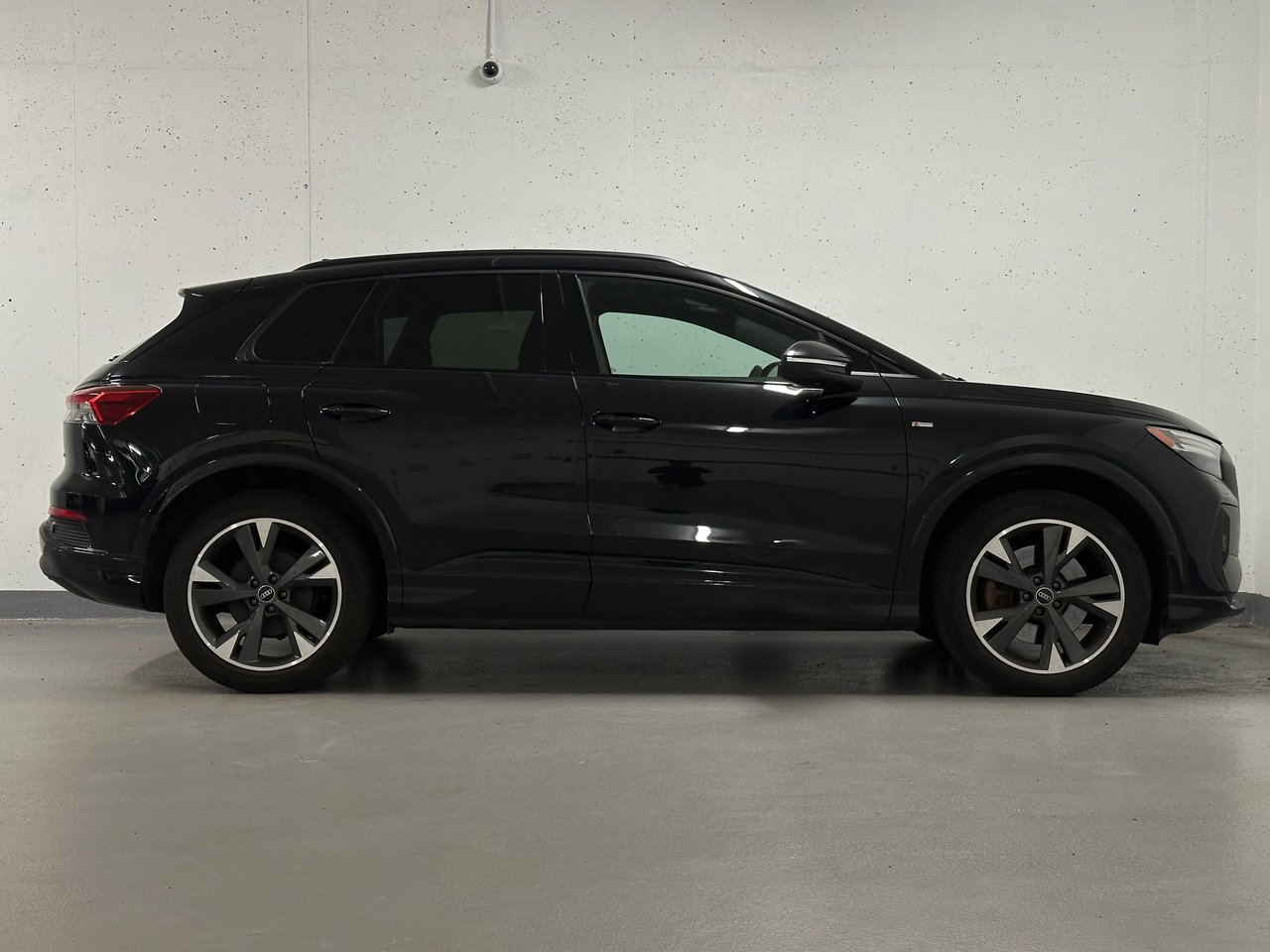 2023 Audi Q4 e-tron 50, Vancouver, Cash