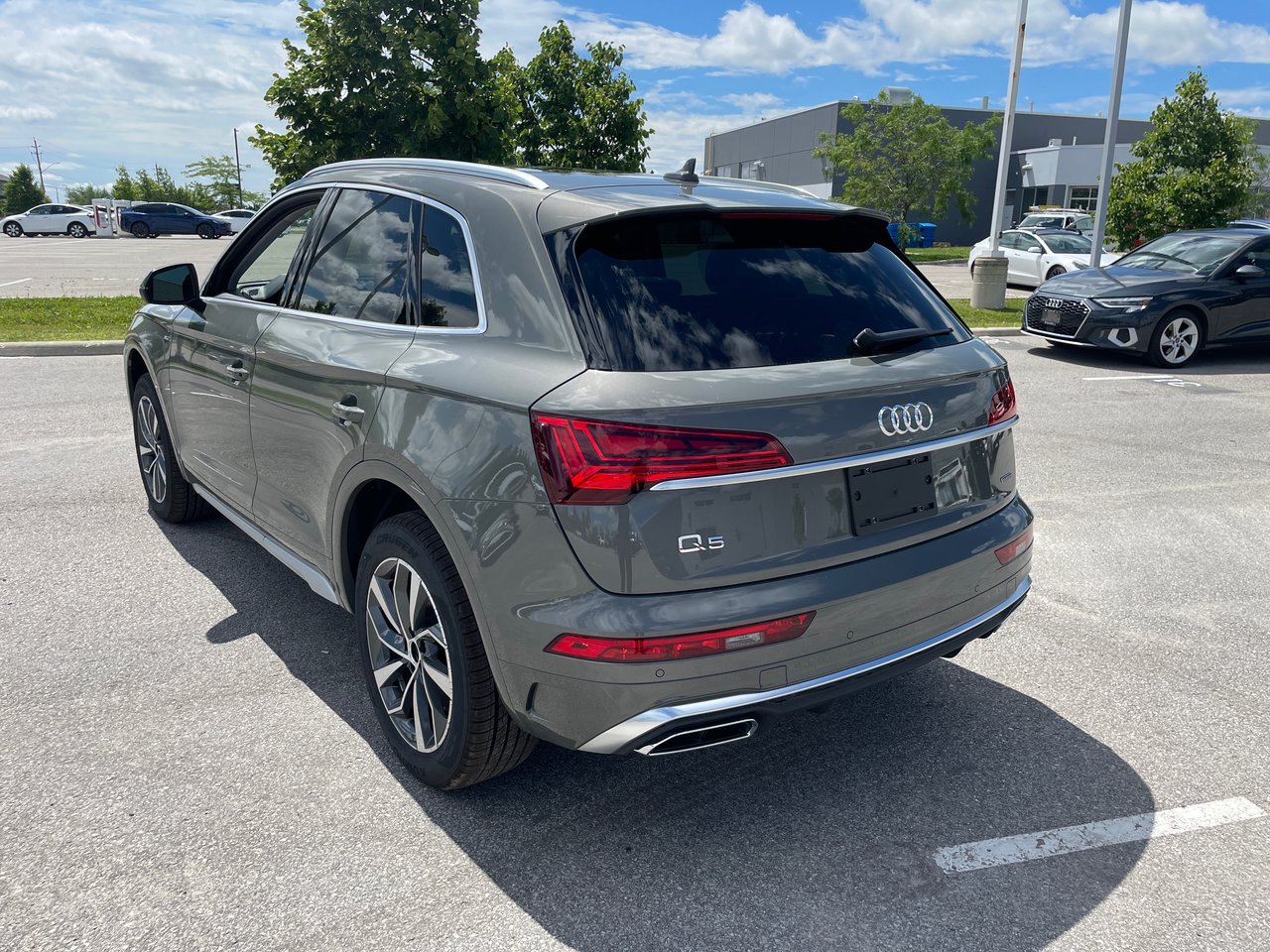 New 2023 Chronos grey metallic Audi Progressiv 45 TFSI quattro image 12