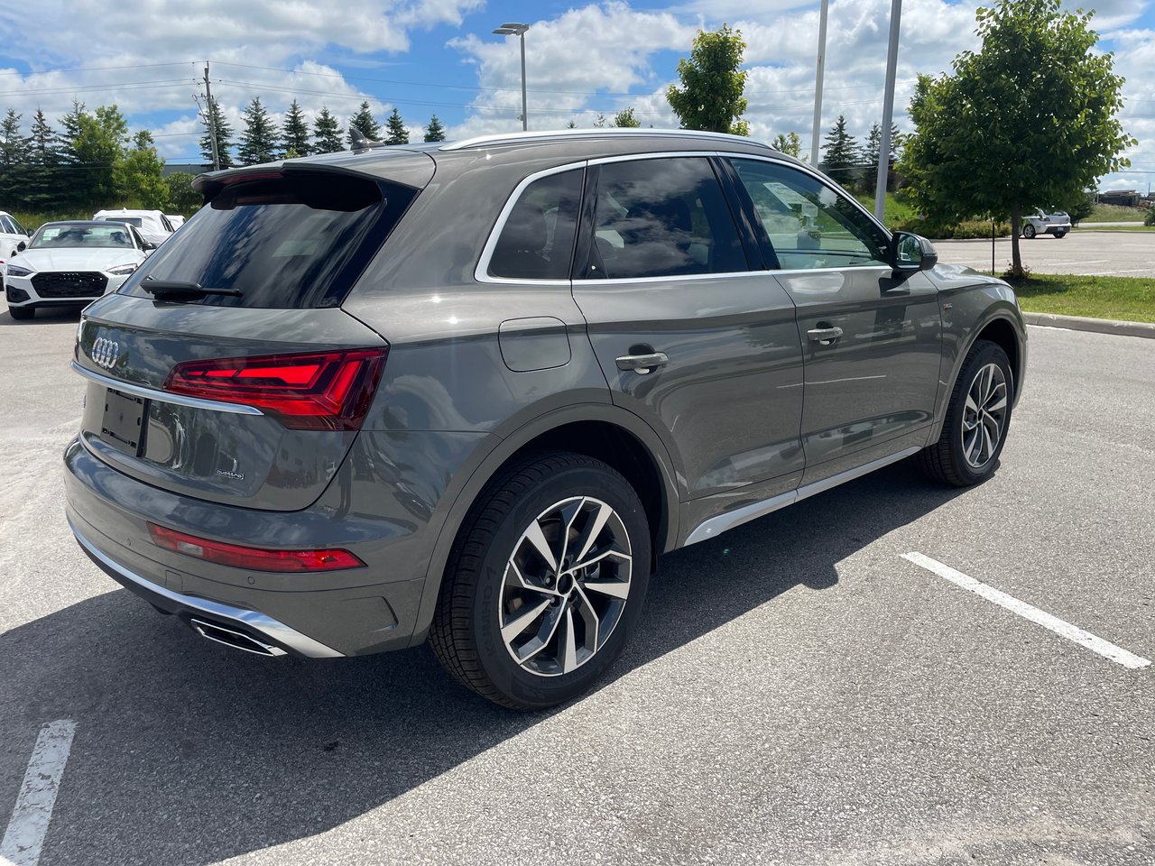 New 2023 Chronos grey metallic Audi Progressiv 45 TFSI quattro image 8