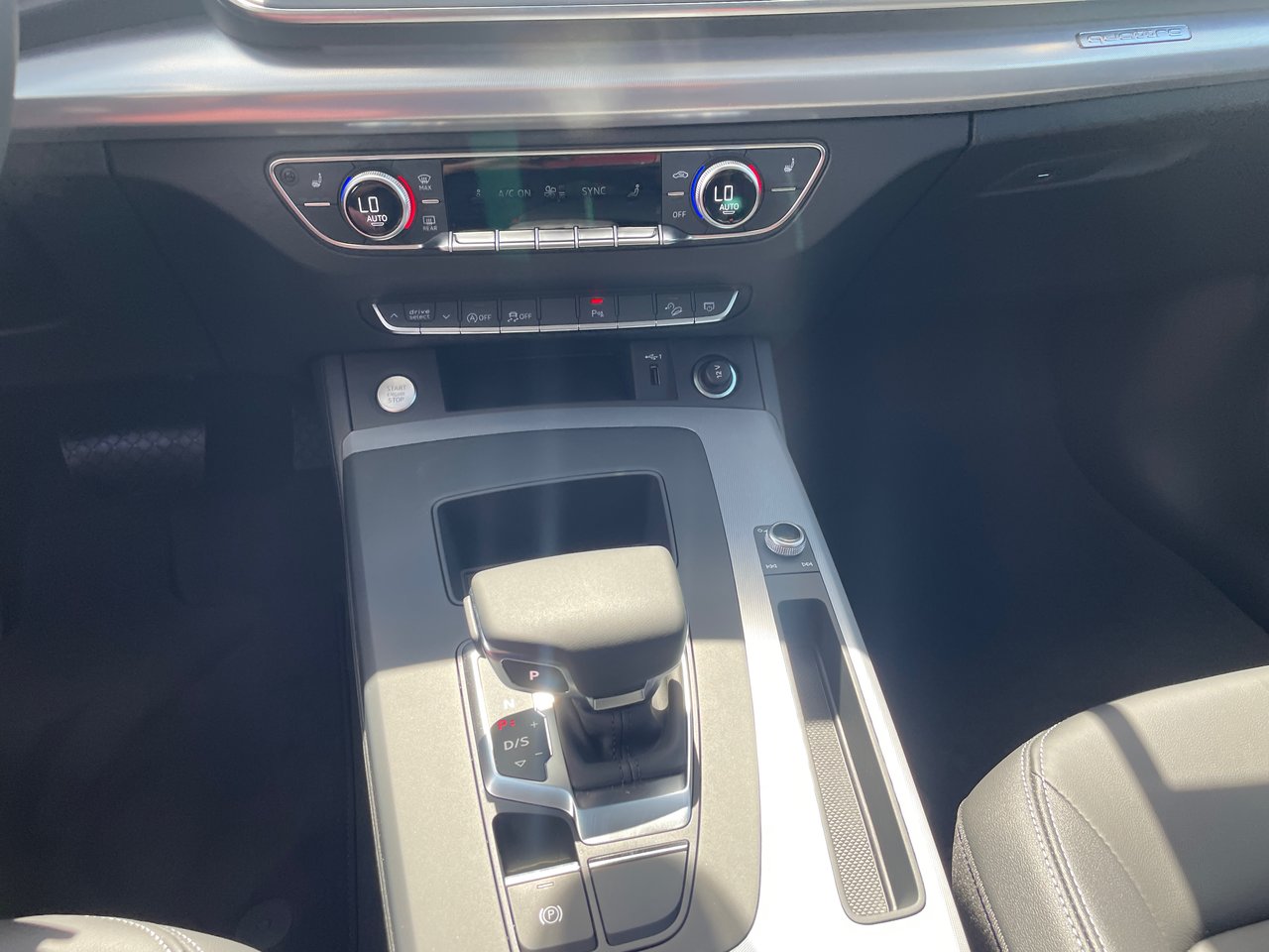 New 2023 Chronos grey metallic Audi Progressiv 45 TFSI quattro image 28