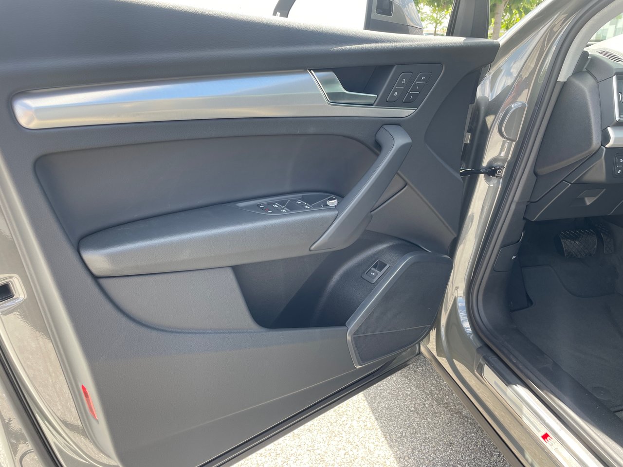 New 2023 Chronos grey metallic Audi Progressiv 45 TFSI quattro image 16