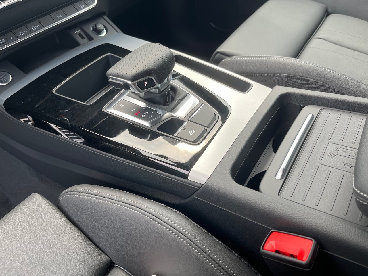 New 2023 Ibis white Audi Progressiv 45 TFSI quattro image 29