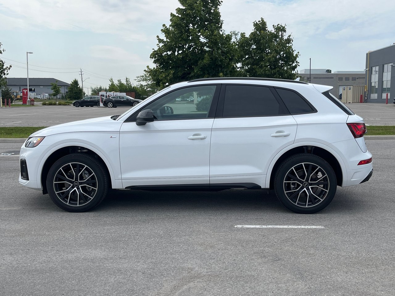 New 2023 Ibis white Audi Progressiv 45 TFSI quattro image 3