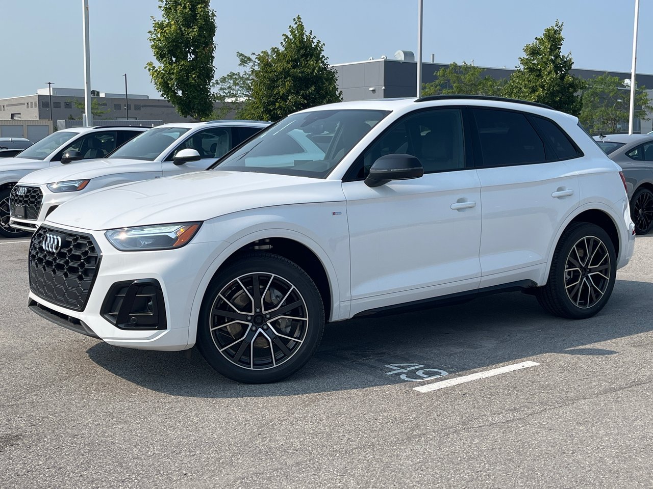 New 2023 Ibis white Audi Progressiv 45 TFSI quattro image 2