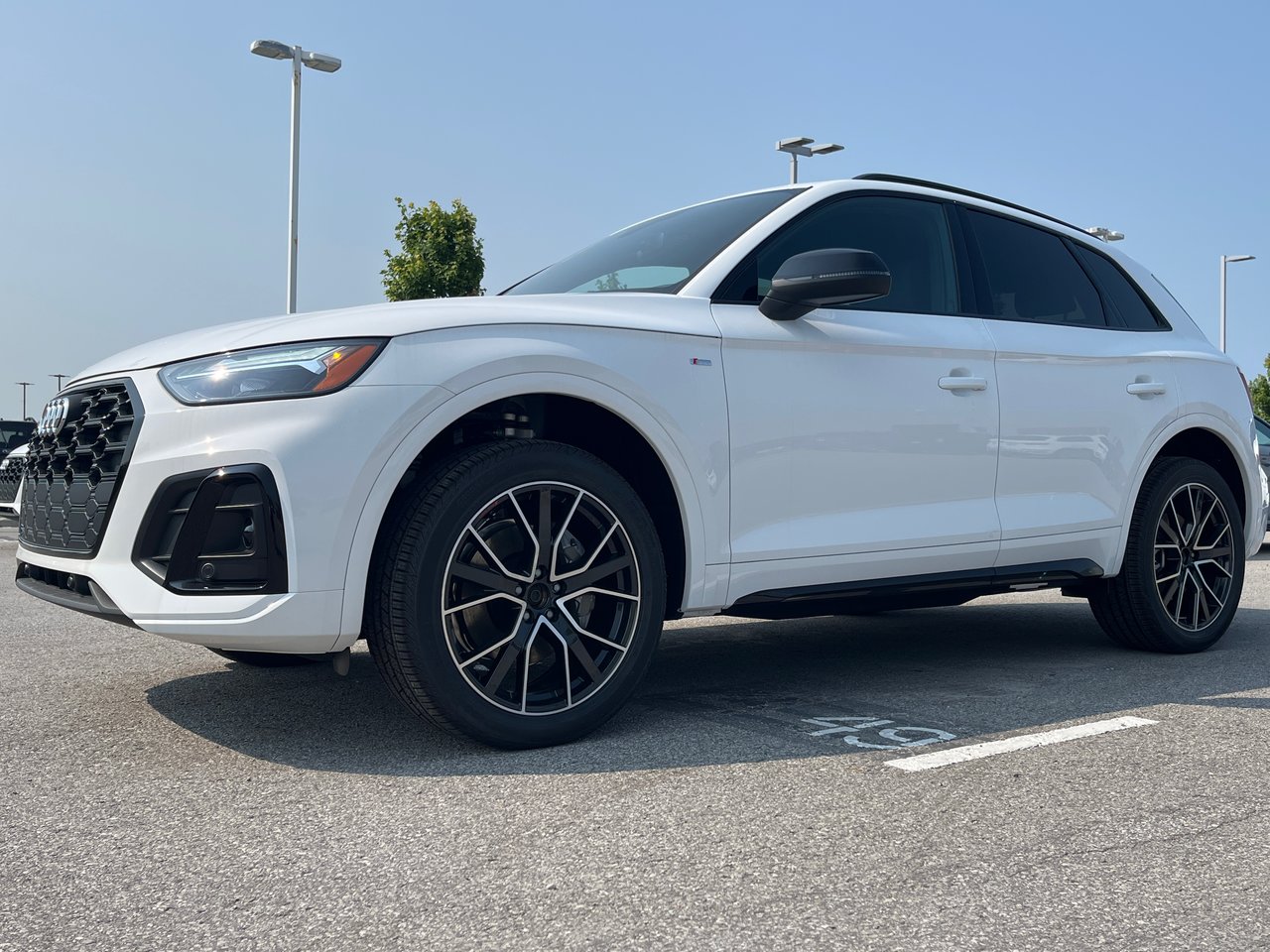 New 2023 Ibis white Audi Progressiv 45 TFSI quattro image 3