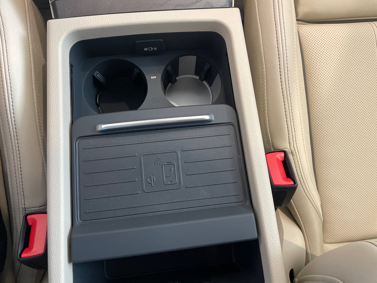 New 2023 Glacier white metallic Audi Technik 45 TFSI quattro image 24