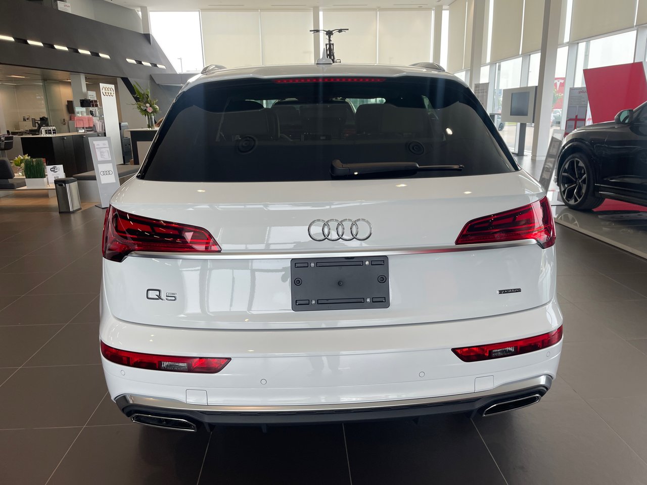 New 2023 Glacier white metallic Audi Technik 45 TFSI quattro image 10