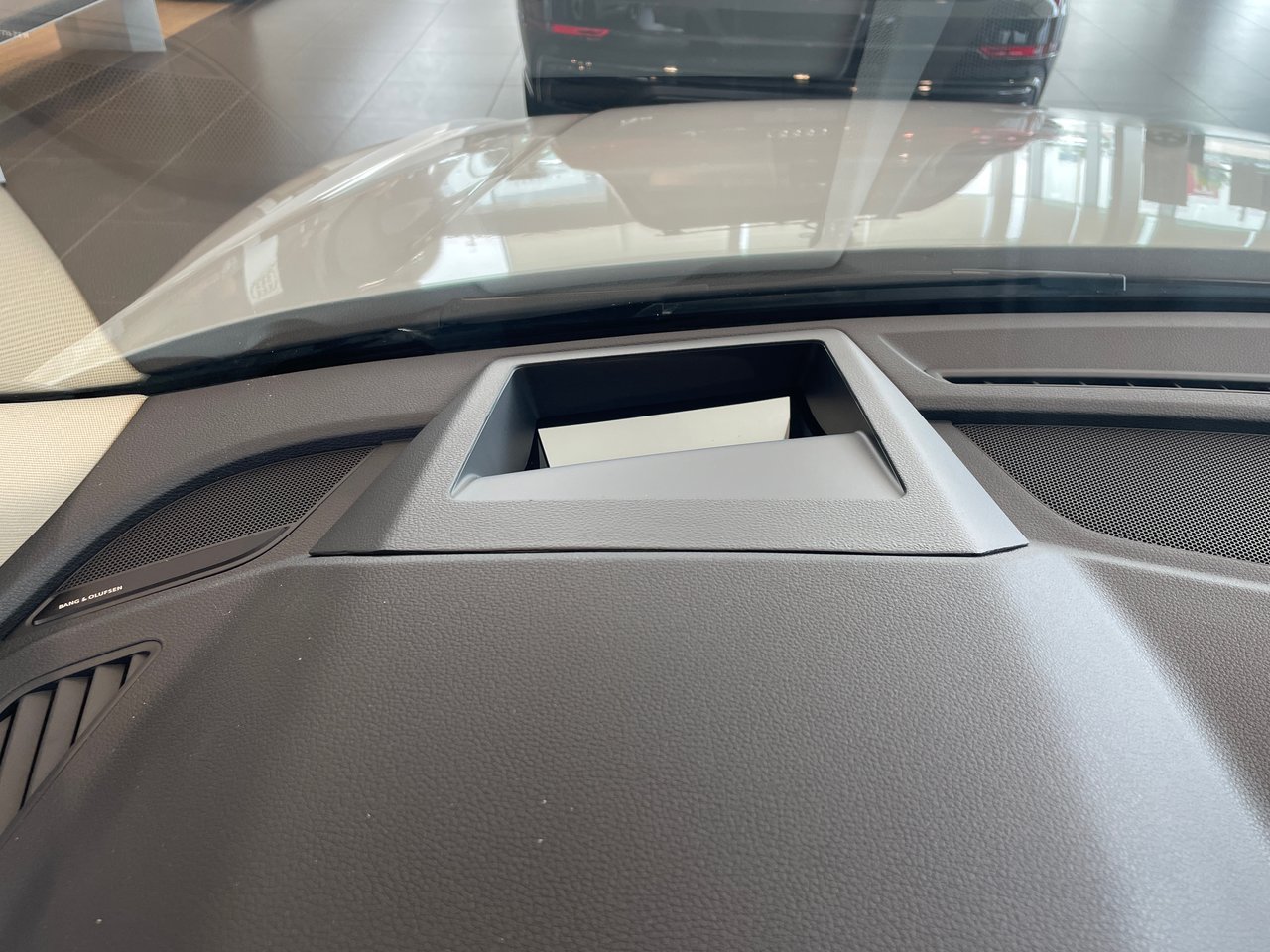 New 2023 Glacier white metallic Audi Technik 45 TFSI quattro image 23