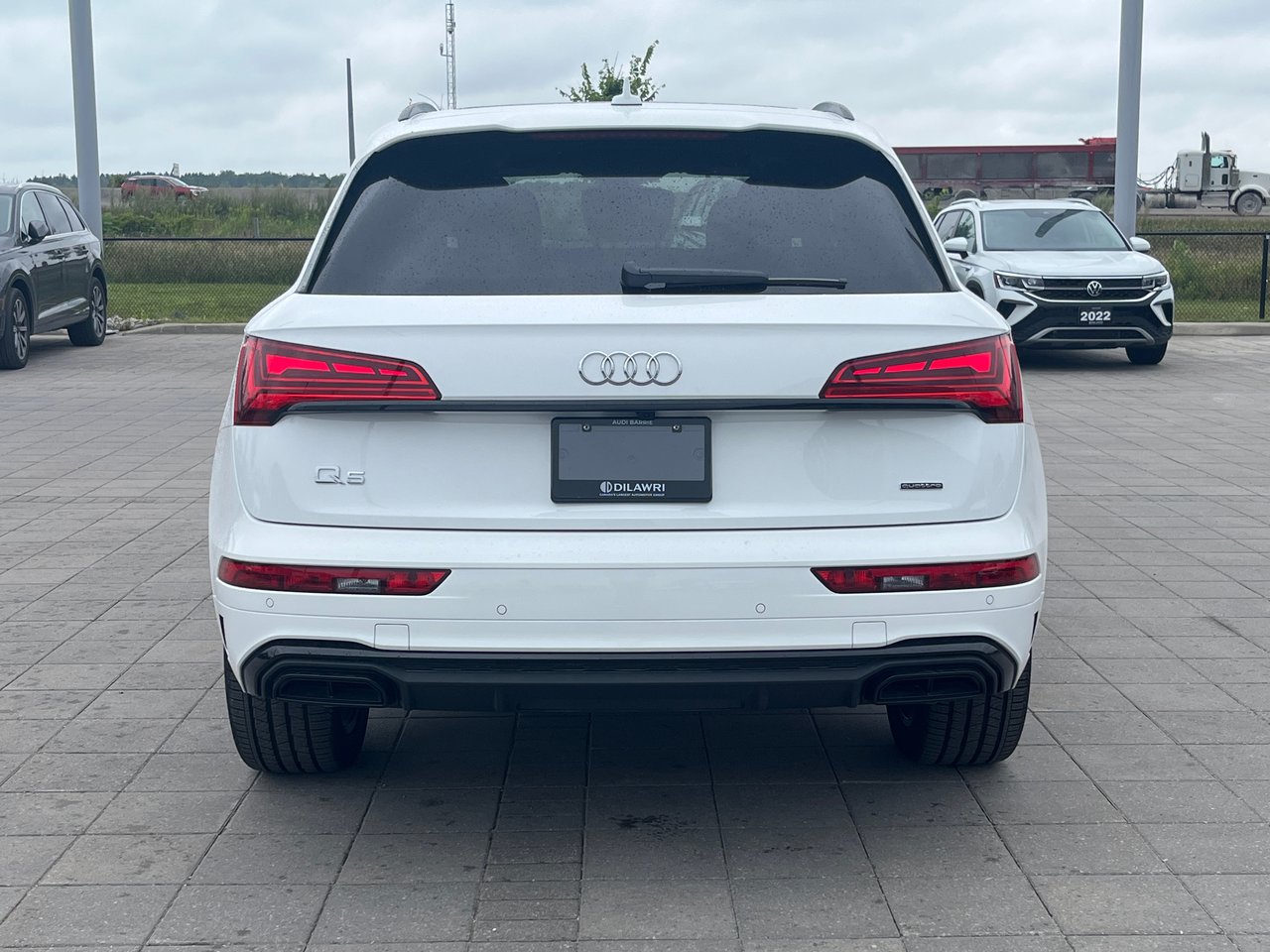 New 2023 Ibis white Audi Progressiv 45 TFSI quattro image 9
