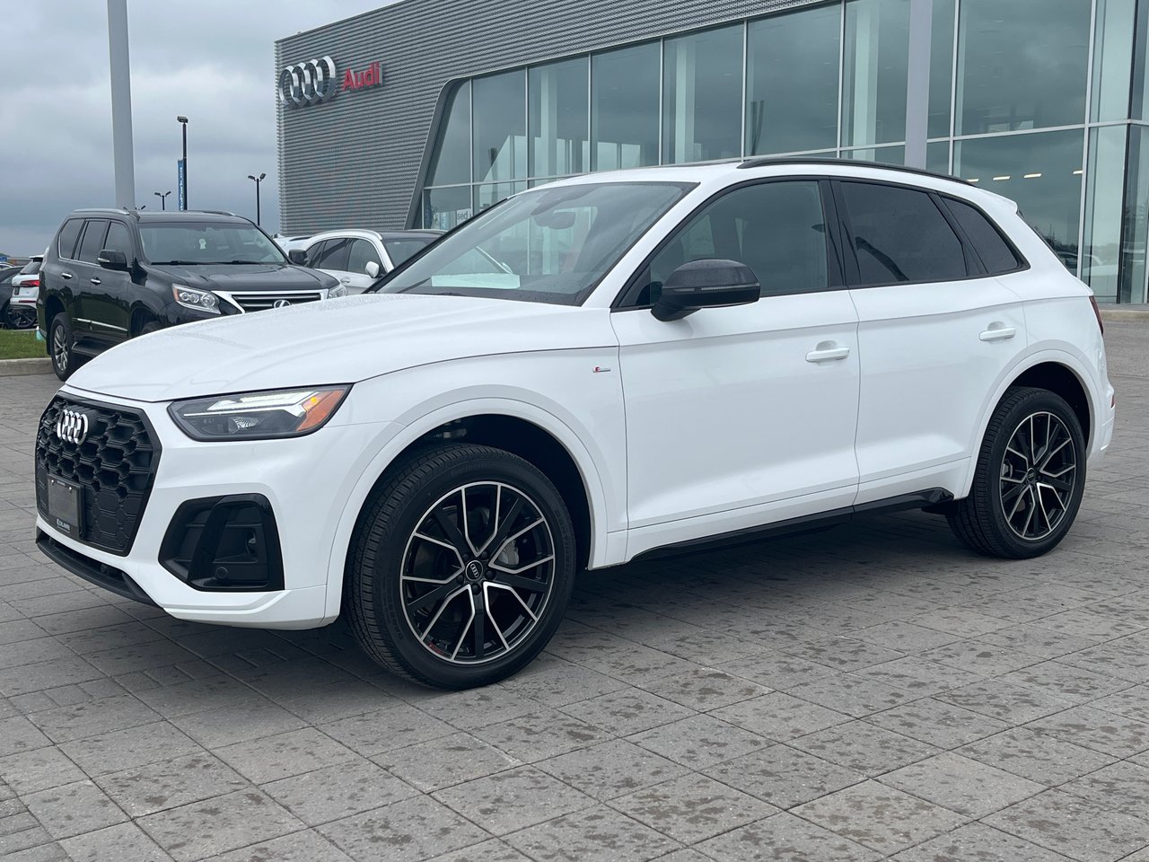 New 2023 Ibis white Audi Progressiv 45 TFSI quattro image 3