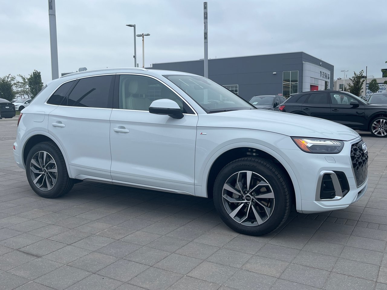 New 2023 Glacier white metallic Audi Technik 45 TFSI quattro image 15