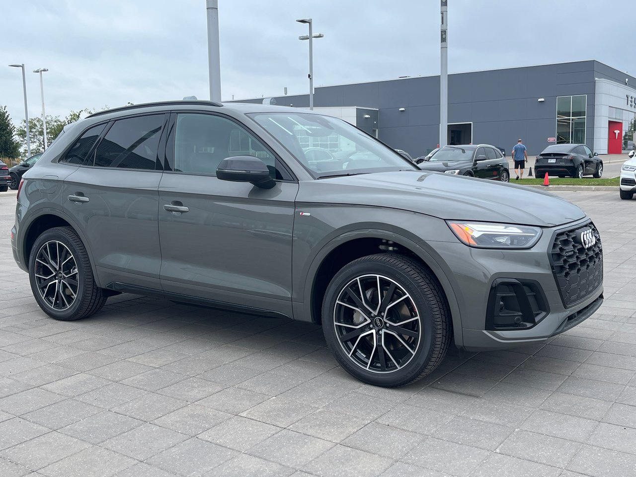 New 2023 Chronos grey metallic Audi Progressiv 45 TFSI quattro image 15
