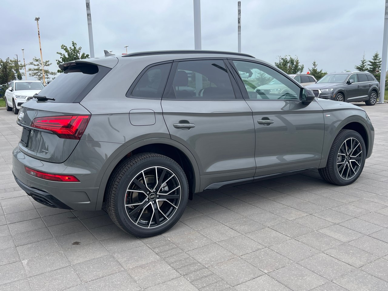 New 2023 Chronos grey metallic Audi Progressiv 45 TFSI quattro image 13