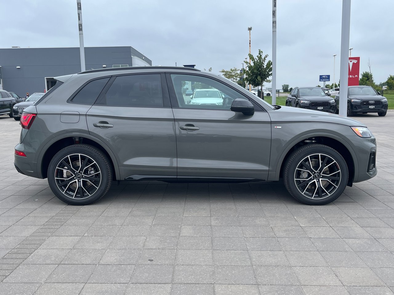 New 2023 Chronos grey metallic Audi Progressiv 45 TFSI quattro image 14