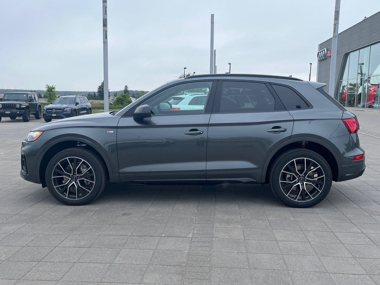 New 2023 Daytona grey pearl Audi Technik 45 TFSI quattro image 2