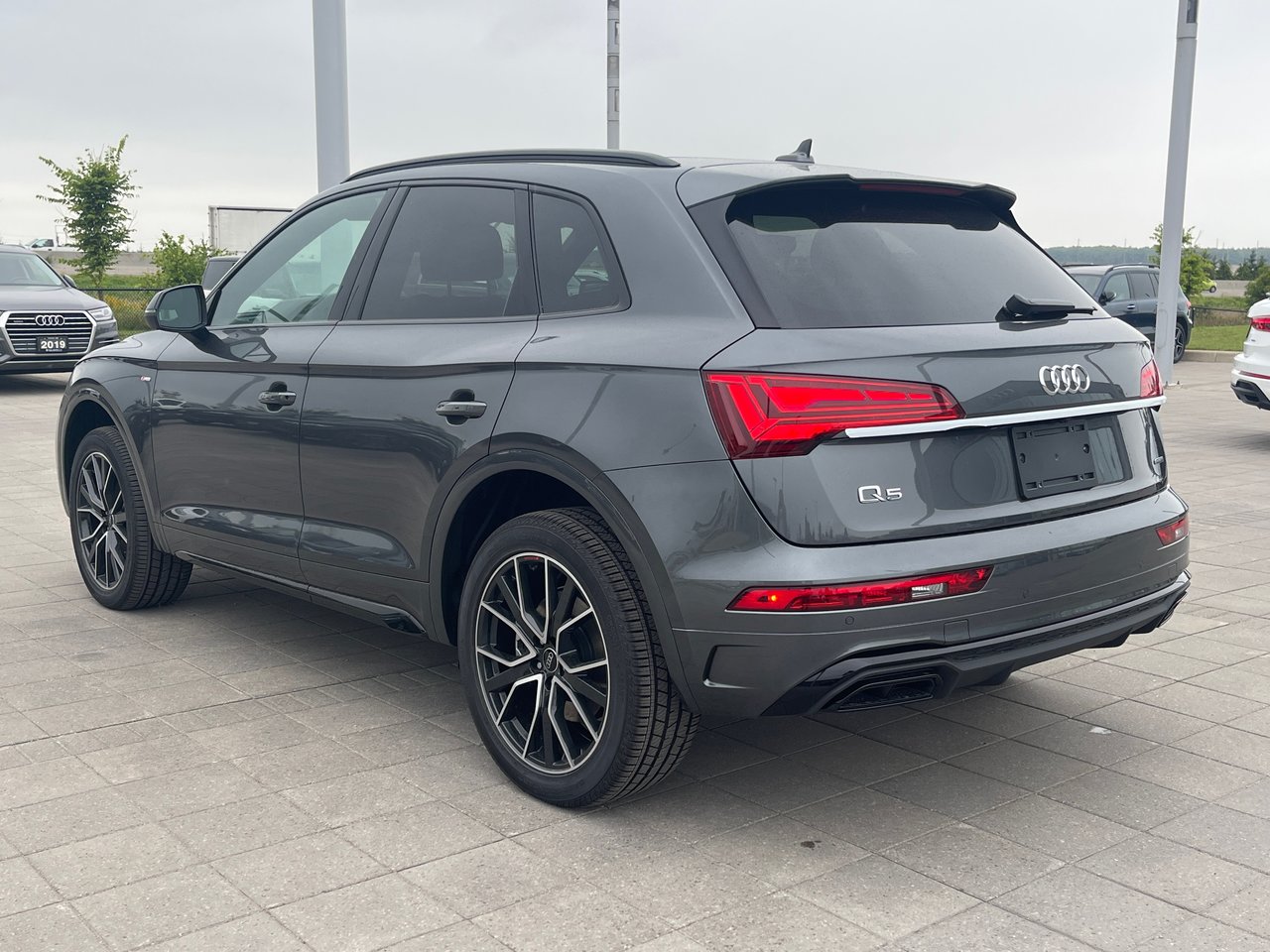 New 2023 Daytona grey pearl Audi Technik 45 TFSI quattro image 4