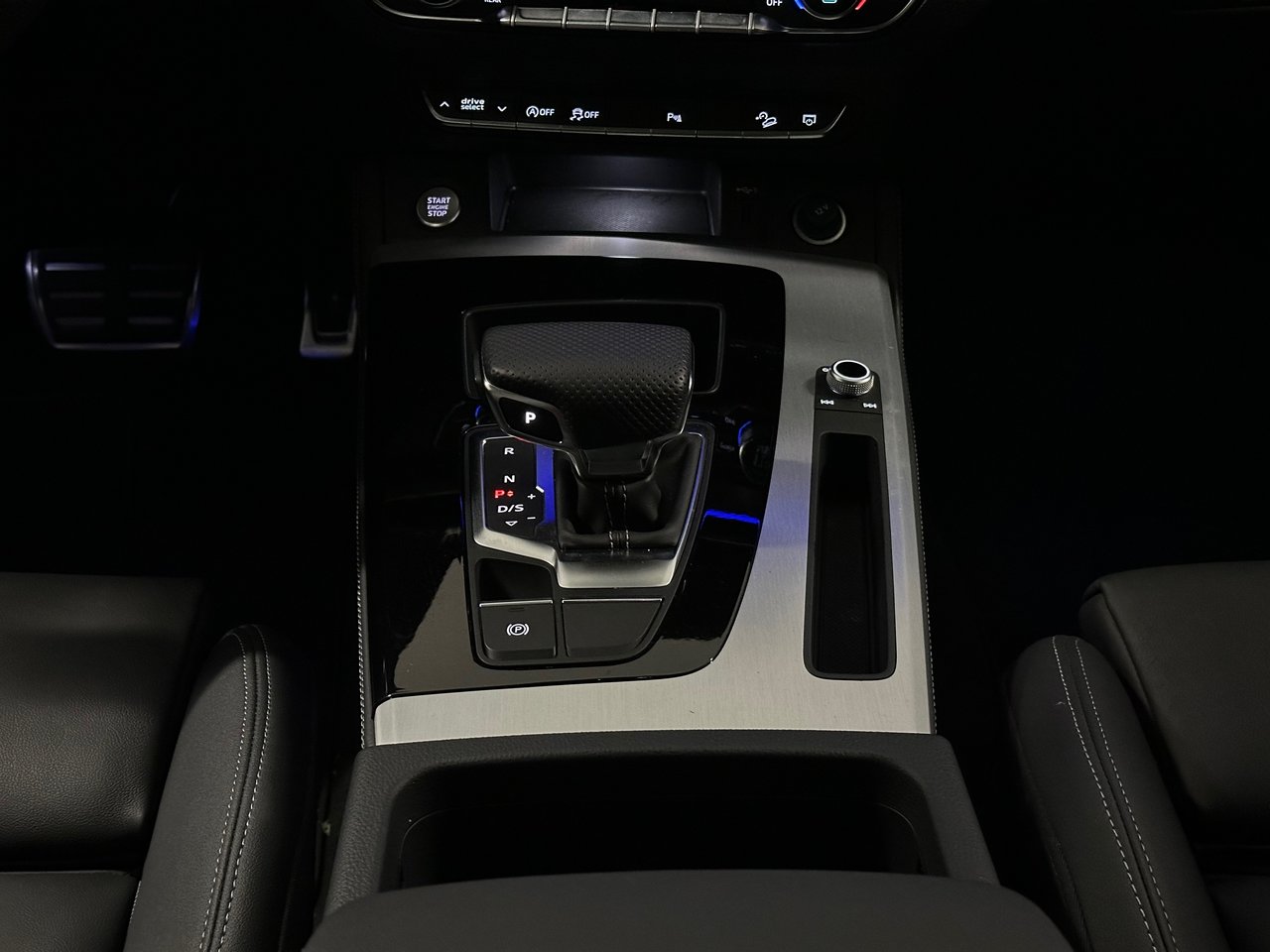 2025 Audi Q5 45 Progressiv, Vancouver, Cash