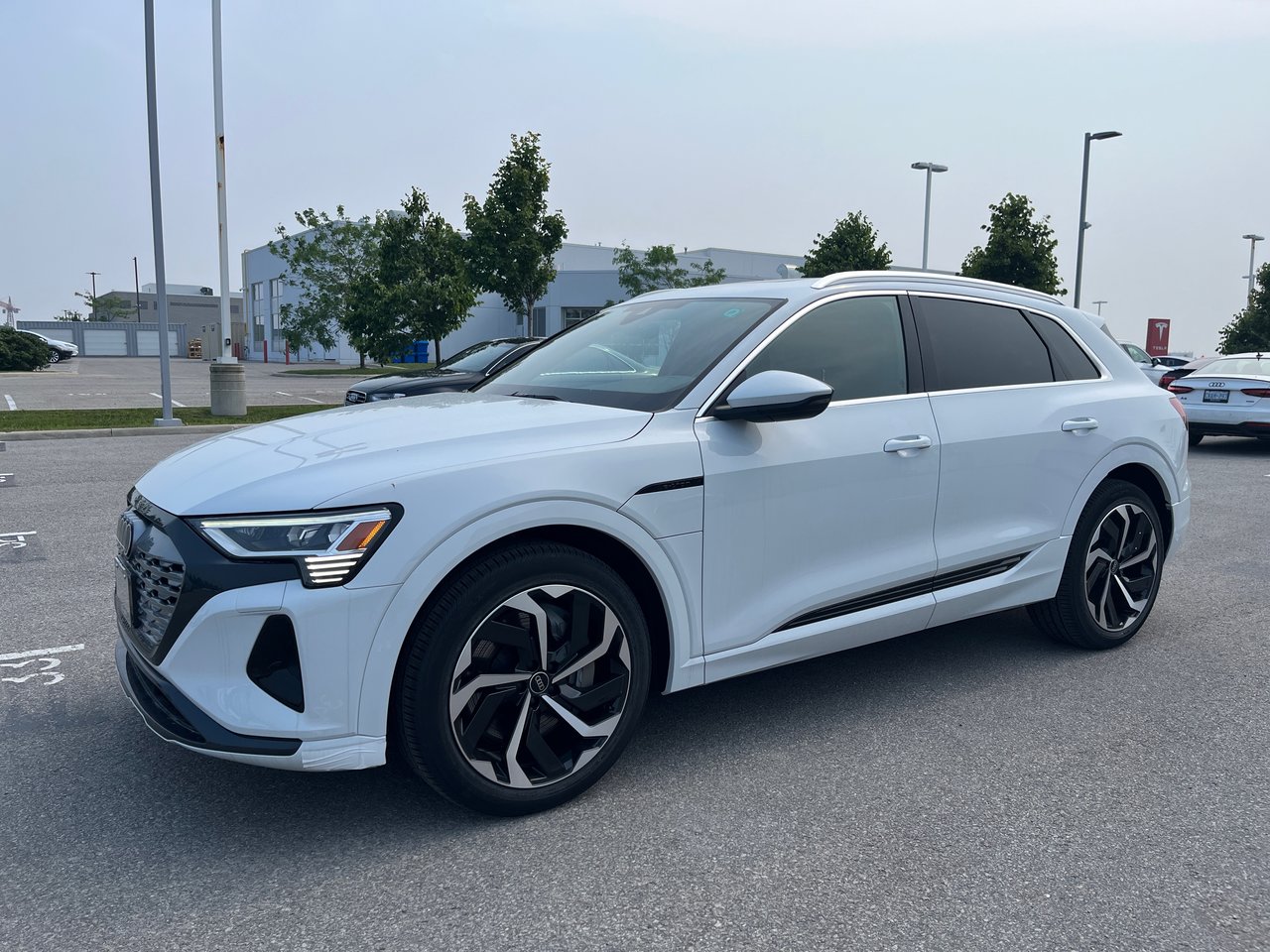New 2024 Glacier White metallic / Pearl effect Audi Quattro image 2