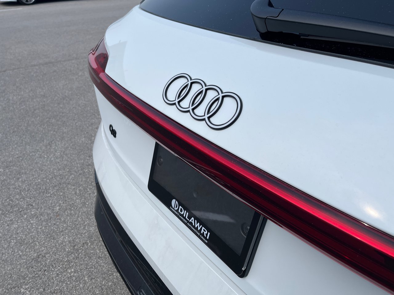 New 2024 Glacier White metallic / Pearl effect Audi Quattro image 7