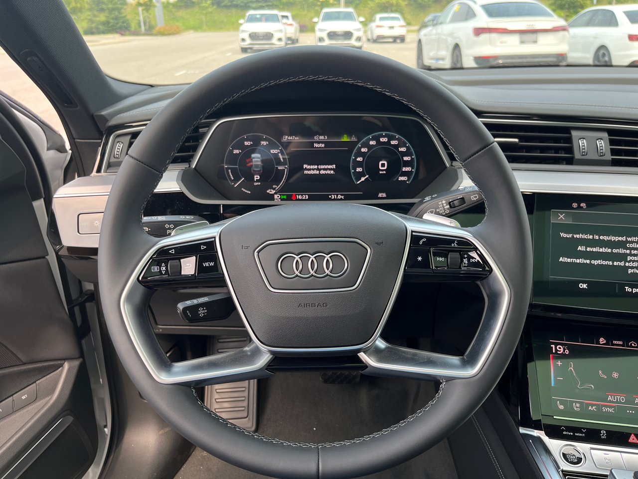New 2024 Glacier White metallic / Pearl effect Audi Quattro image 19