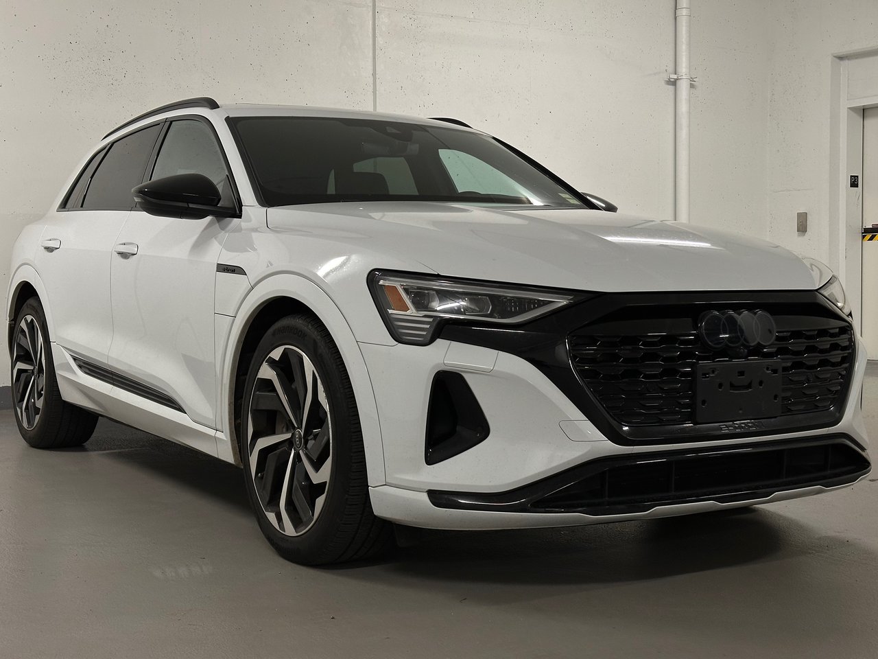 2024 Audi Q8 e-tron E-tron quattro, Vancouver, Cash