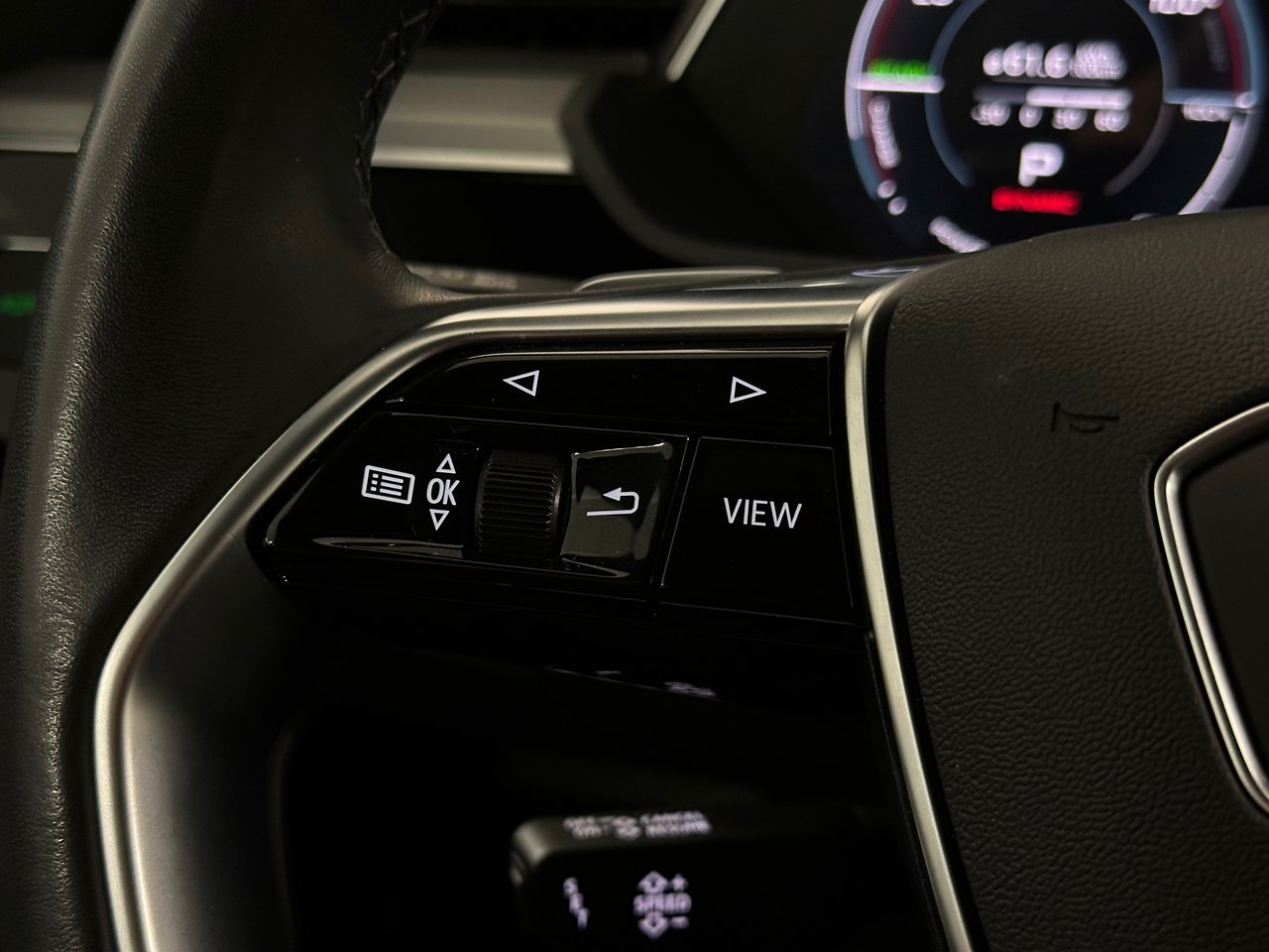 2024 Audi Q8 e-tron E-tron quattro, Vancouver, Cash