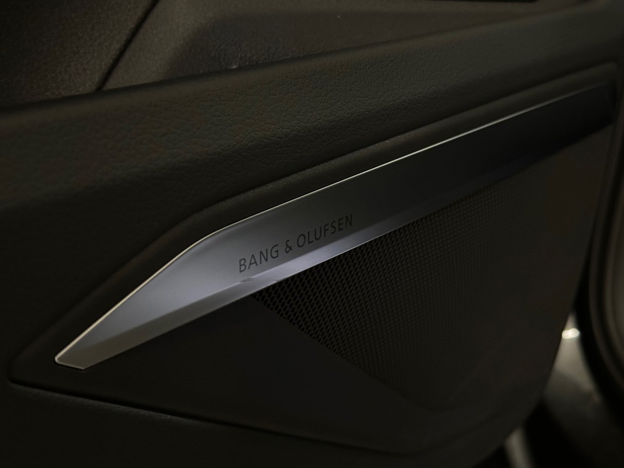 2024 Audi Q8 e-tron Sportback quattro, Vancouver, Cash
