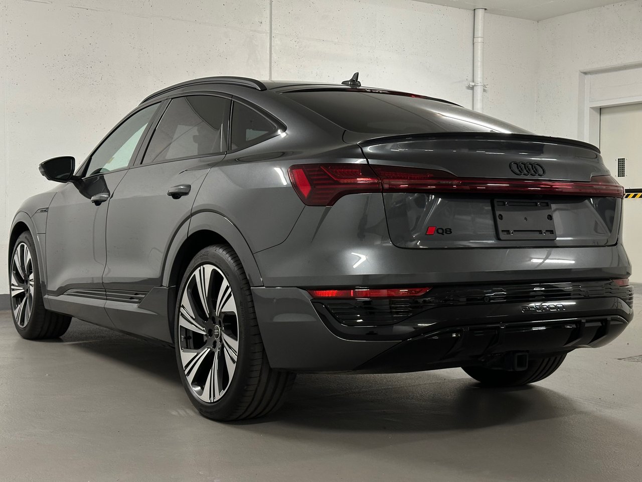 2024 Audi Q8 e-tron Sportback quattro, Vancouver, Cash