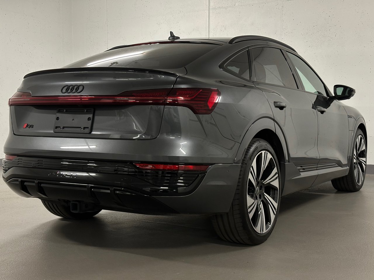 2024 Audi Q8 e-tron Sportback quattro, Vancouver, Cash