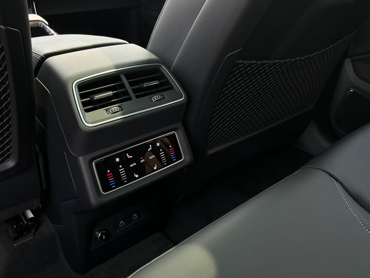 New 2024 Daytona Grey pearl Audi Quattro image 26