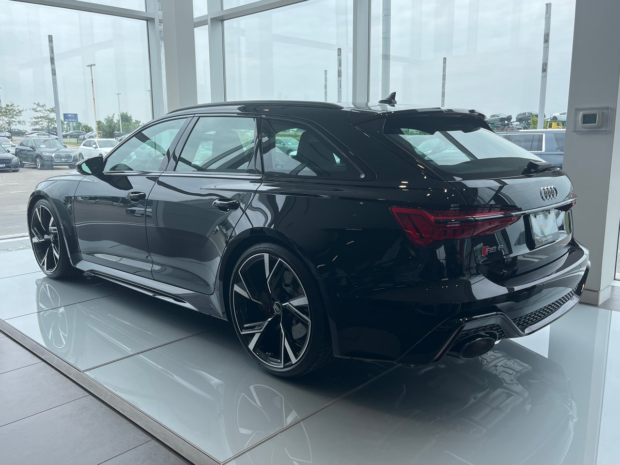 New 2023 Mythos black metallic Audi TFSI quattro image 4