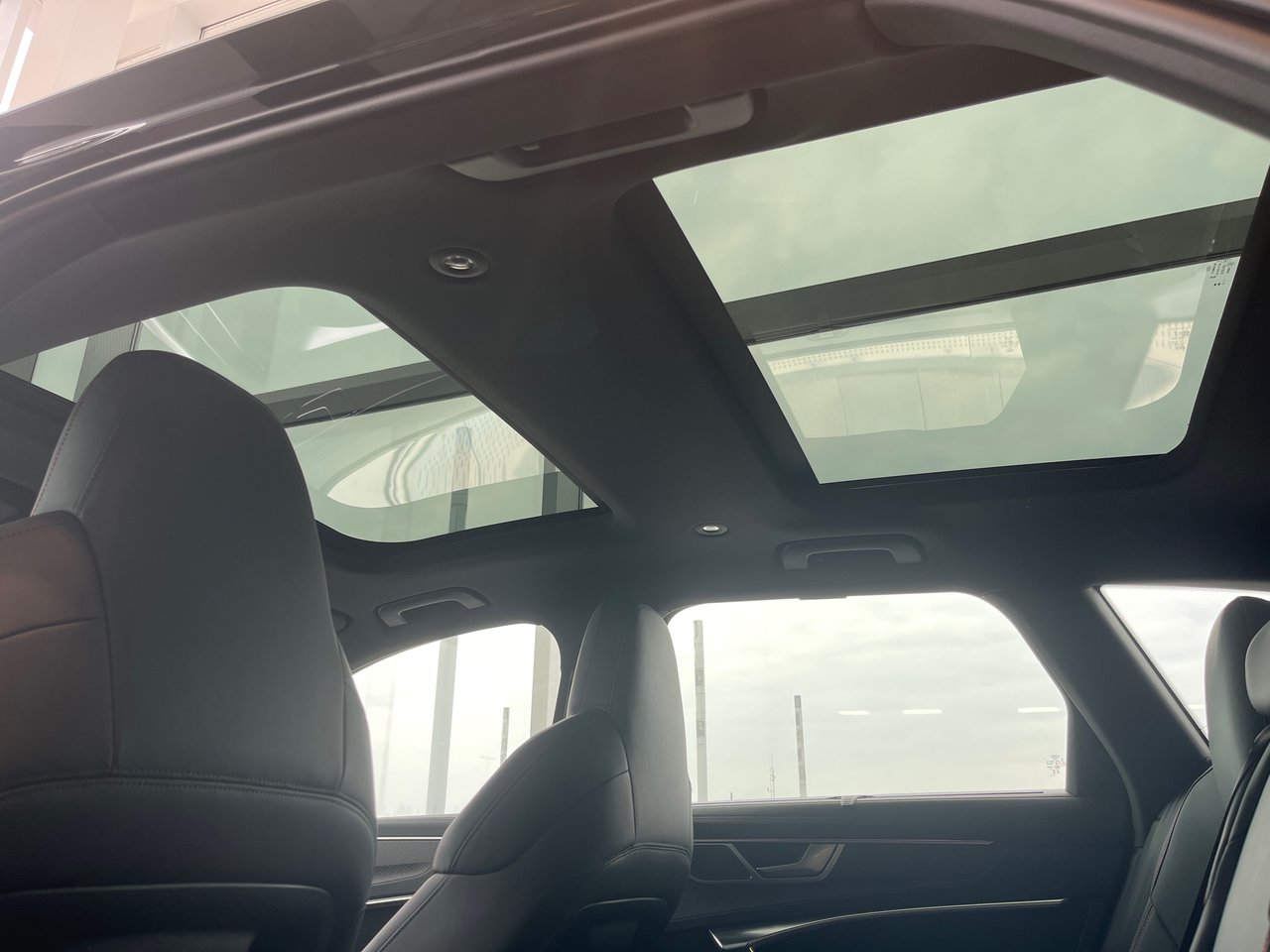 New 2023 Mythos black metallic Audi TFSI quattro image 33