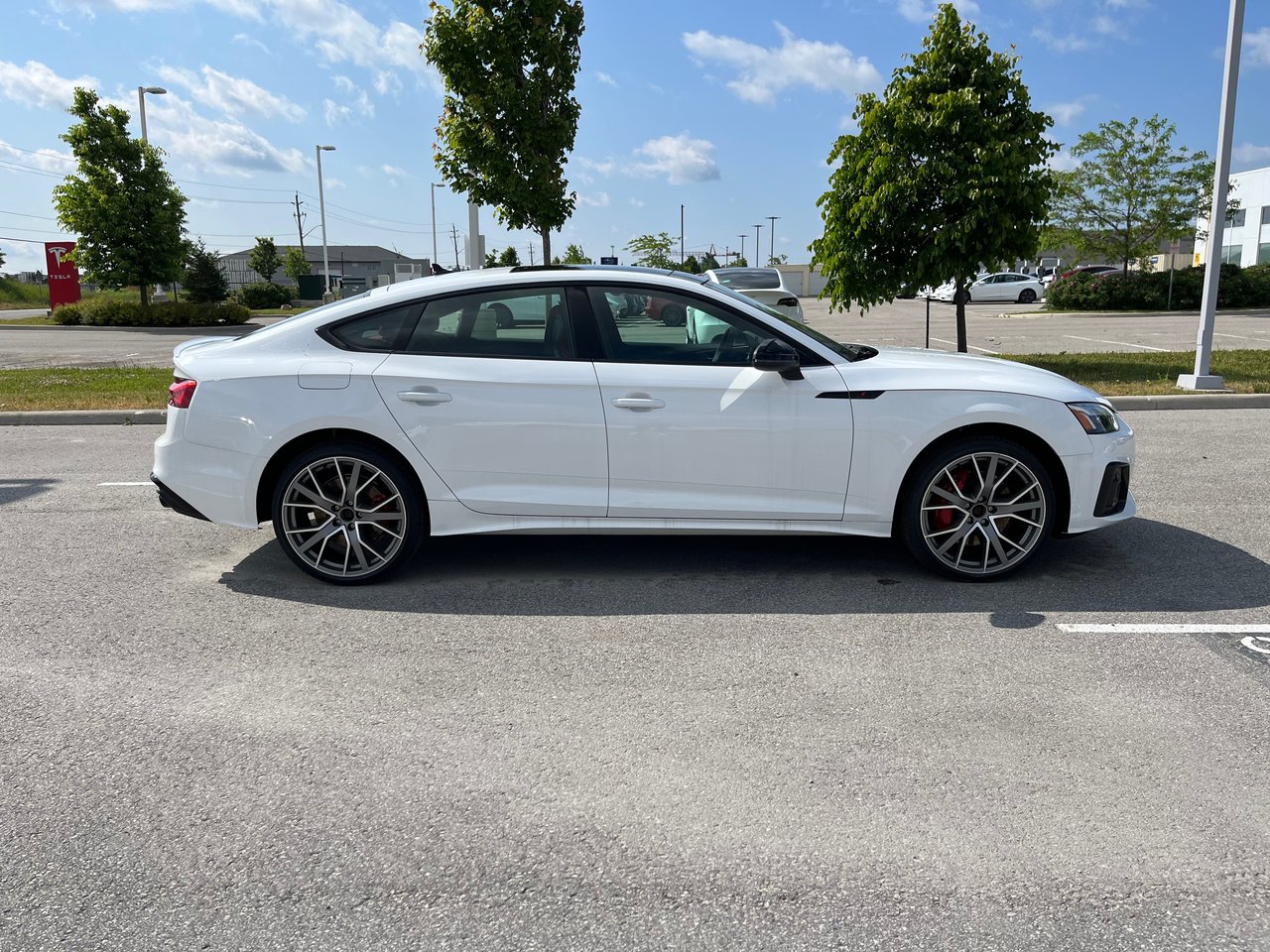 New 2023 Ibis white Audi Progressiv image 10