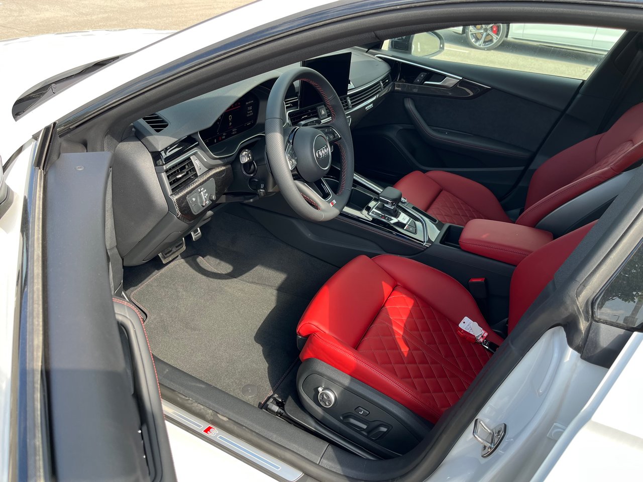 New 2023 Ibis white Audi Progressiv image 16