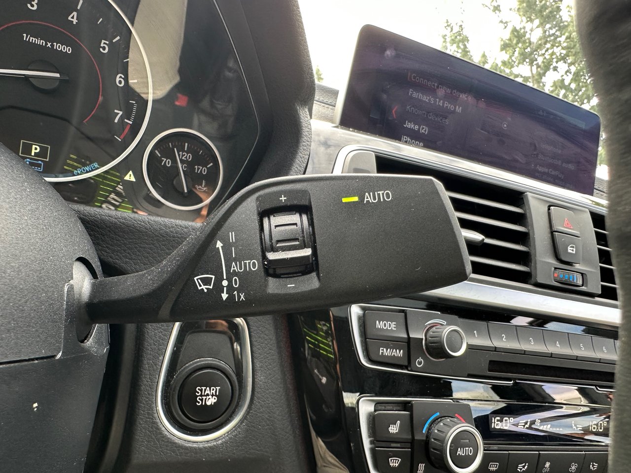 Used 2018 White BMW 330e image 22