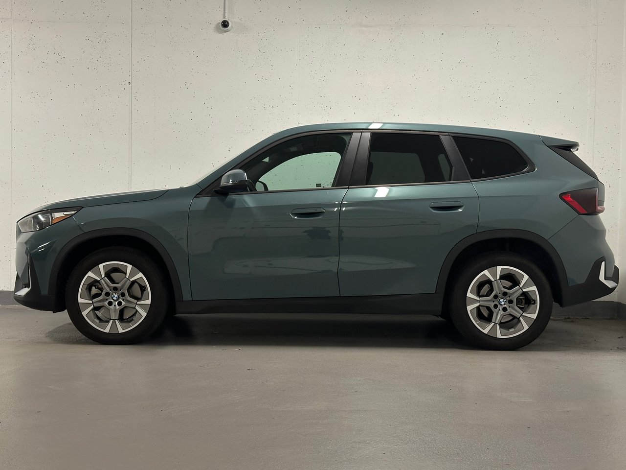 2023 BMW X1 xDrive28i, Vancouver, Cash