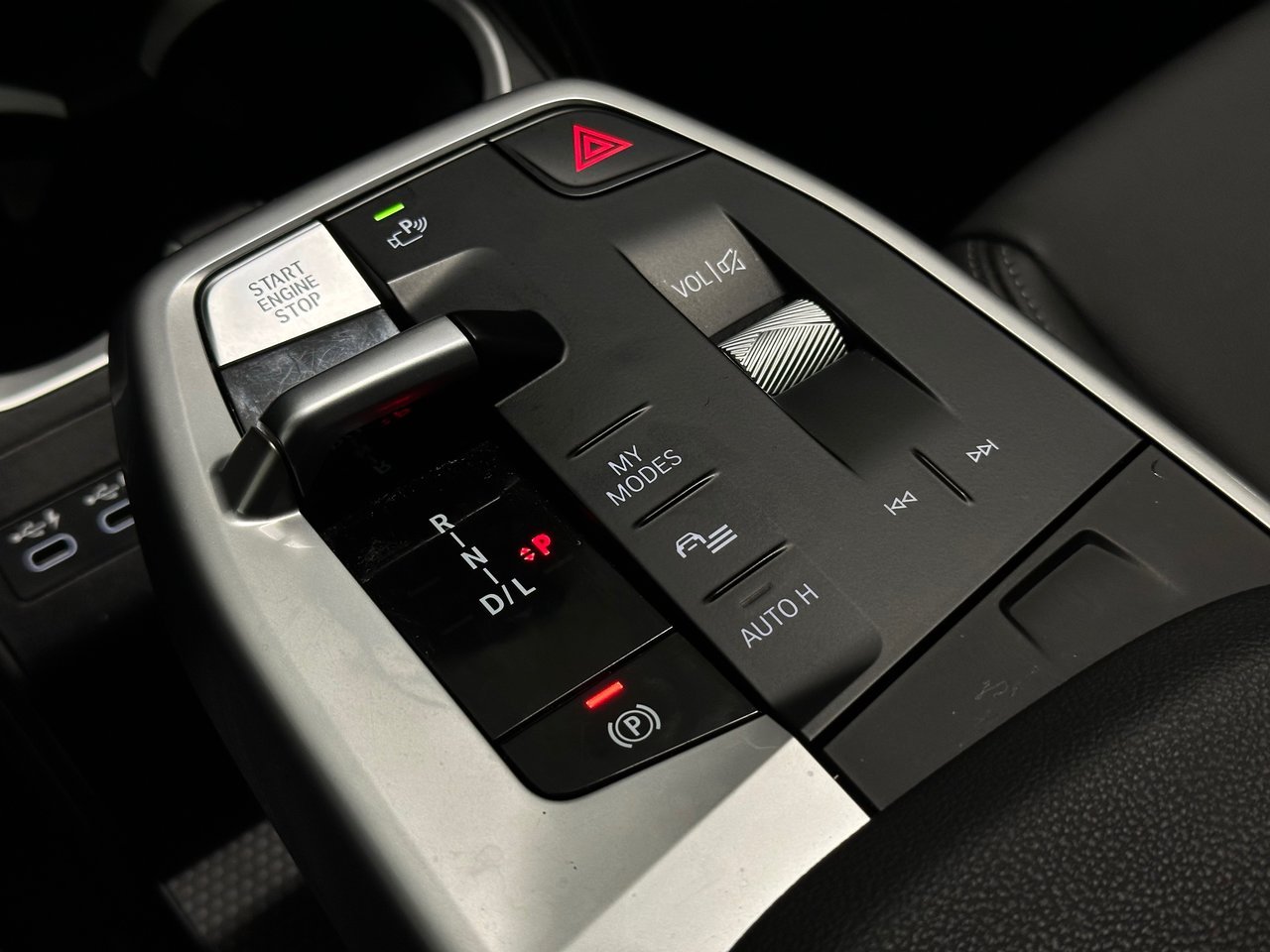 2023 BMW X1 xDrive28i, Vancouver, Cash