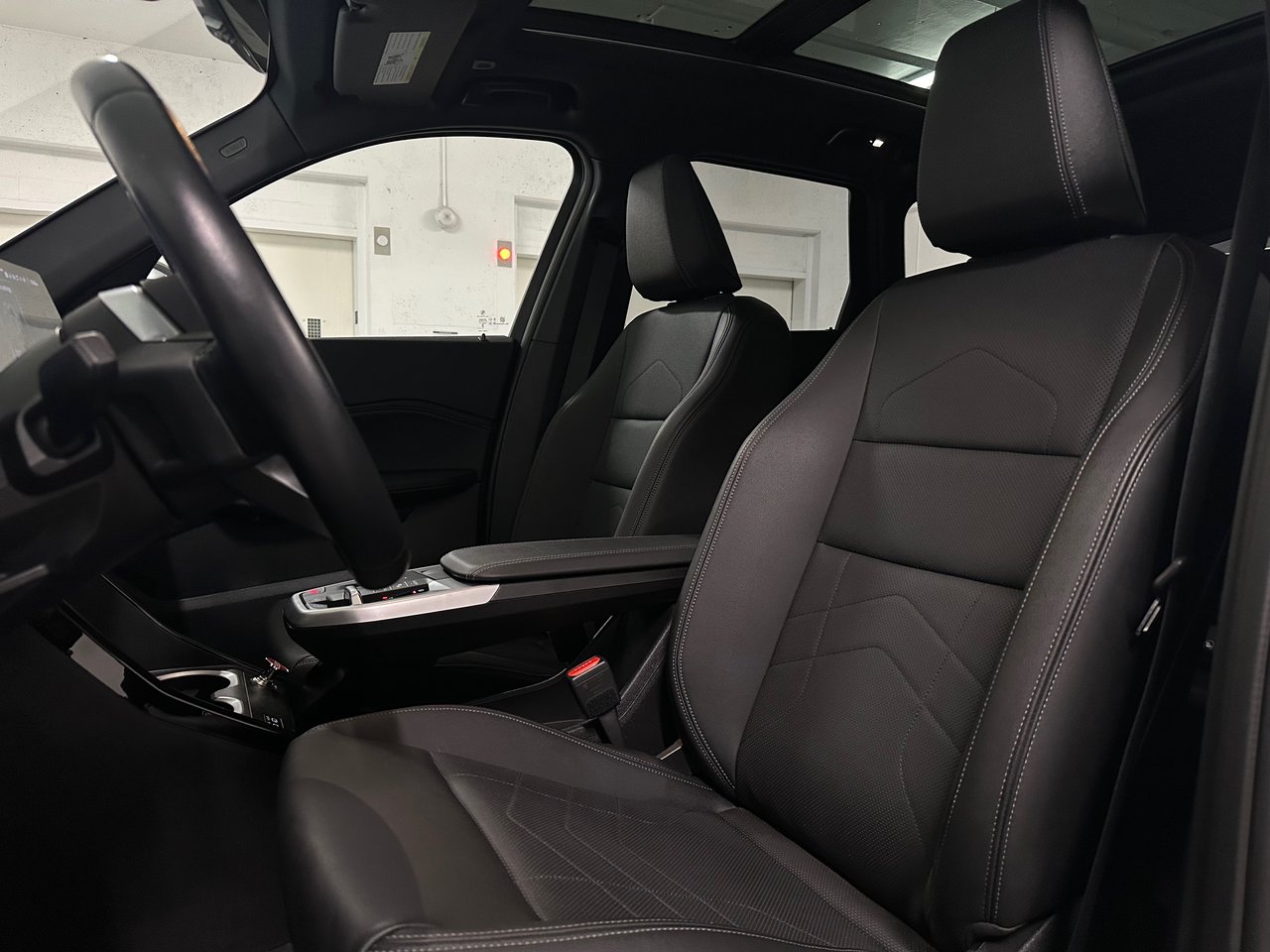 2023 BMW X1 xDrive28i, Vancouver, Cash