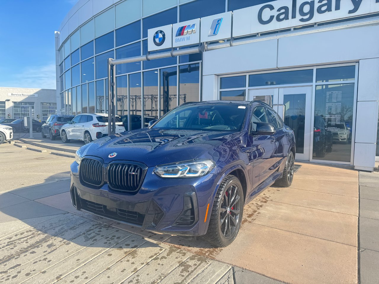2023 BMW X4 M40i AWD