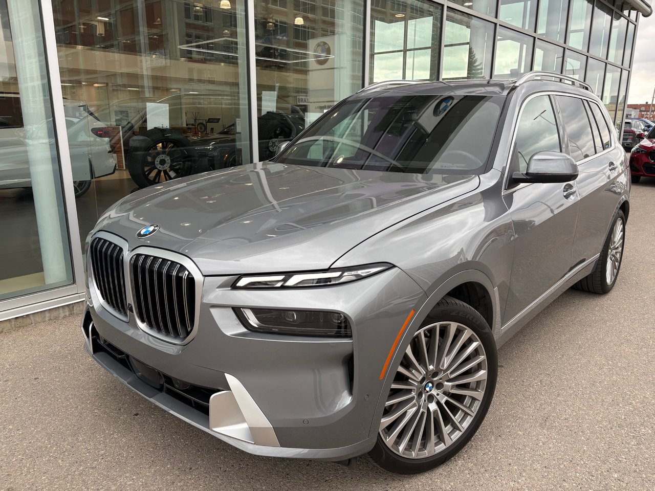 Gray (Skyscraper Grey Metallic) 2026 BMW X7 xDrive40i SUV / Crossover All-Wheel Drive Automatic